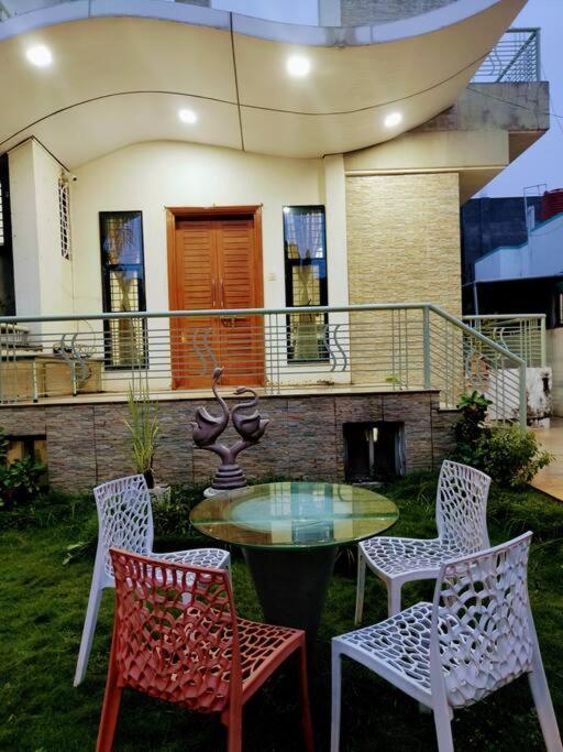 Private & Elegant 3Bhk Villa, Hillside Hideaway, 10 Mins From Mh Bus Stand Aurangabad  Bagian luar foto