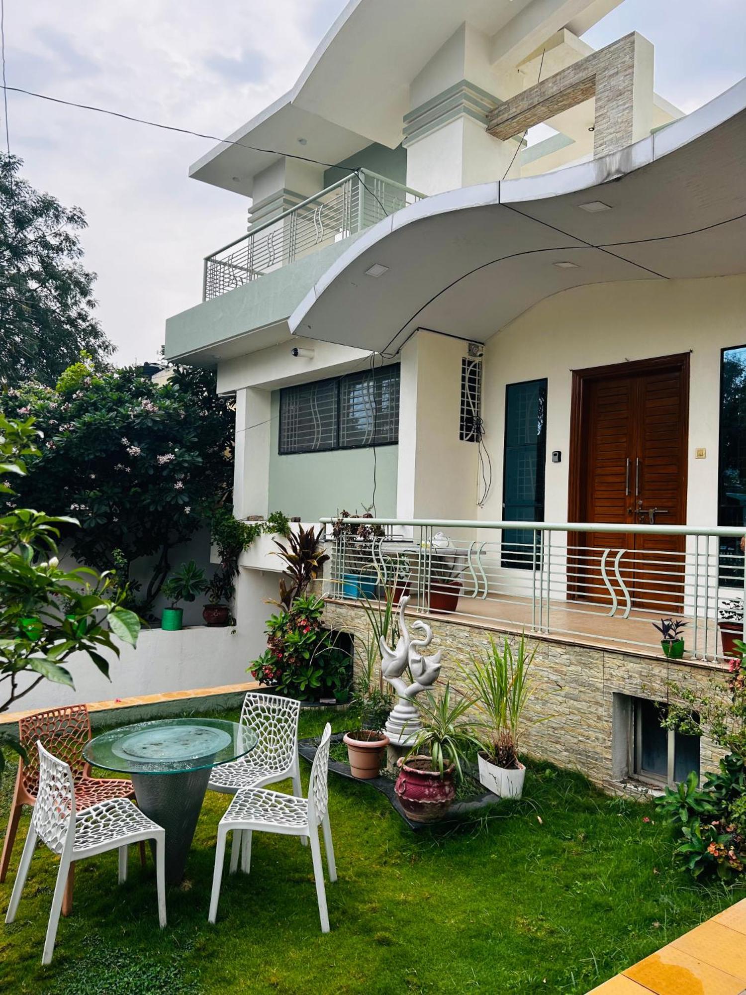 Private & Elegant 3Bhk Villa, Hillside Hideaway, 10 Mins From Mh Bus Stand Aurangabad  Bagian luar foto